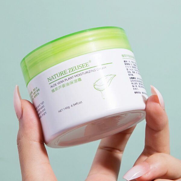 Sheep Oil Moisturizing Cream Autumn and Winter Face Cream Hydrating Skincare for Women, Men, and Students, In Stock from Manufacturer